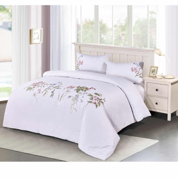 Embroidered Botanicals King Duvet Cover Set - Picture 1 of 2